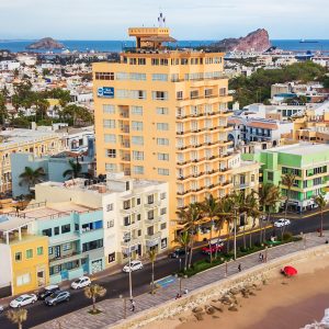 CARNAVAL DE MAZATLAN EN BEST WESTERN